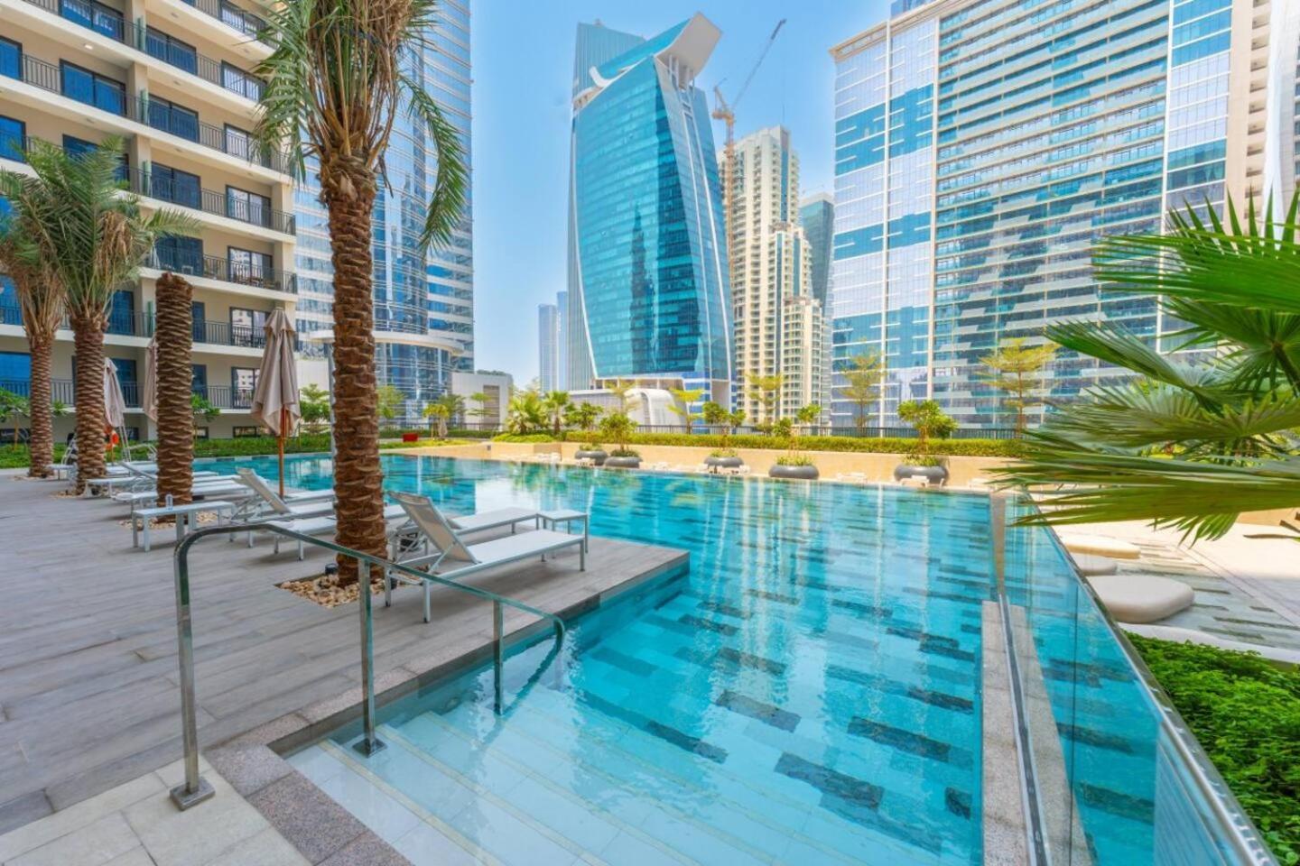 Apartment Keyrock Living - Elegant Escape At Zada Tower
