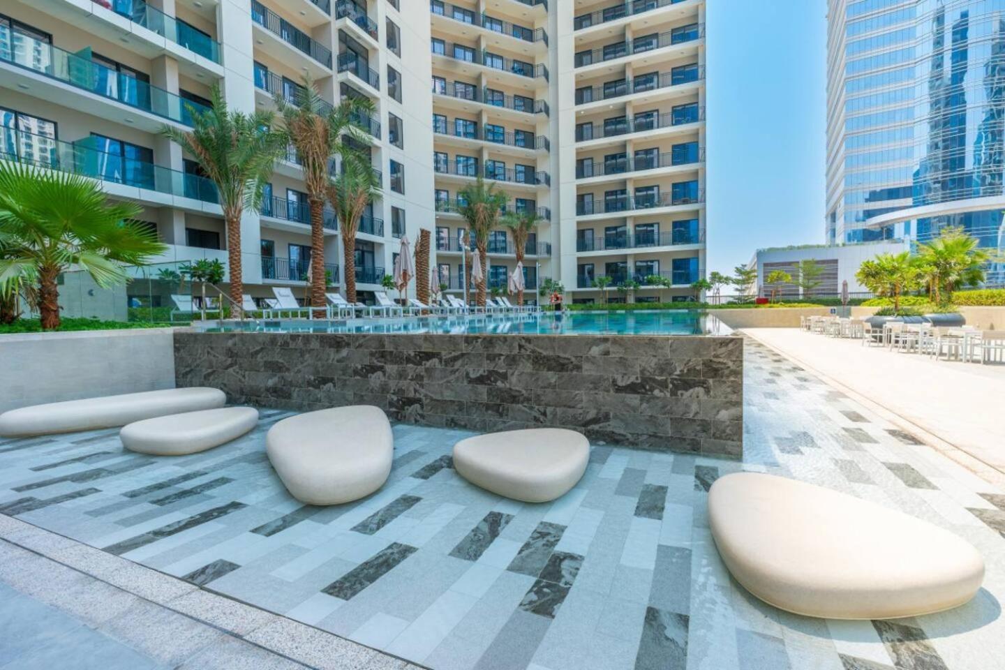 Apartment Keyrock Living - Elegant Escape At Zada Tower *